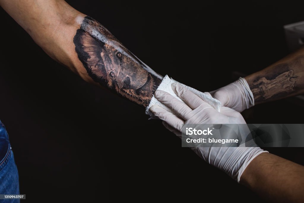 tattoo efterpleje for fresh ink healing