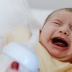 Bronchitis in babies symptoms and treatment illustration